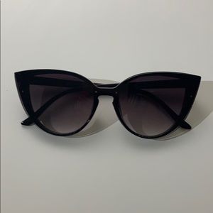 Cat Eye sunglasses